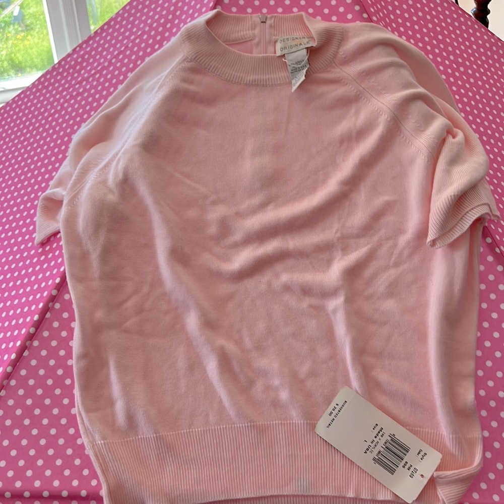 Short sleeve layer or alone lightweight sweater with back zip in blush pink NWT